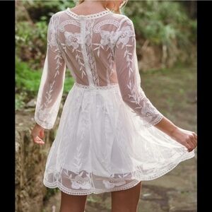 Elegant Lace Sheer Backless V Neck 3/4 Sleeve Flowy Dress Size Large NEW
